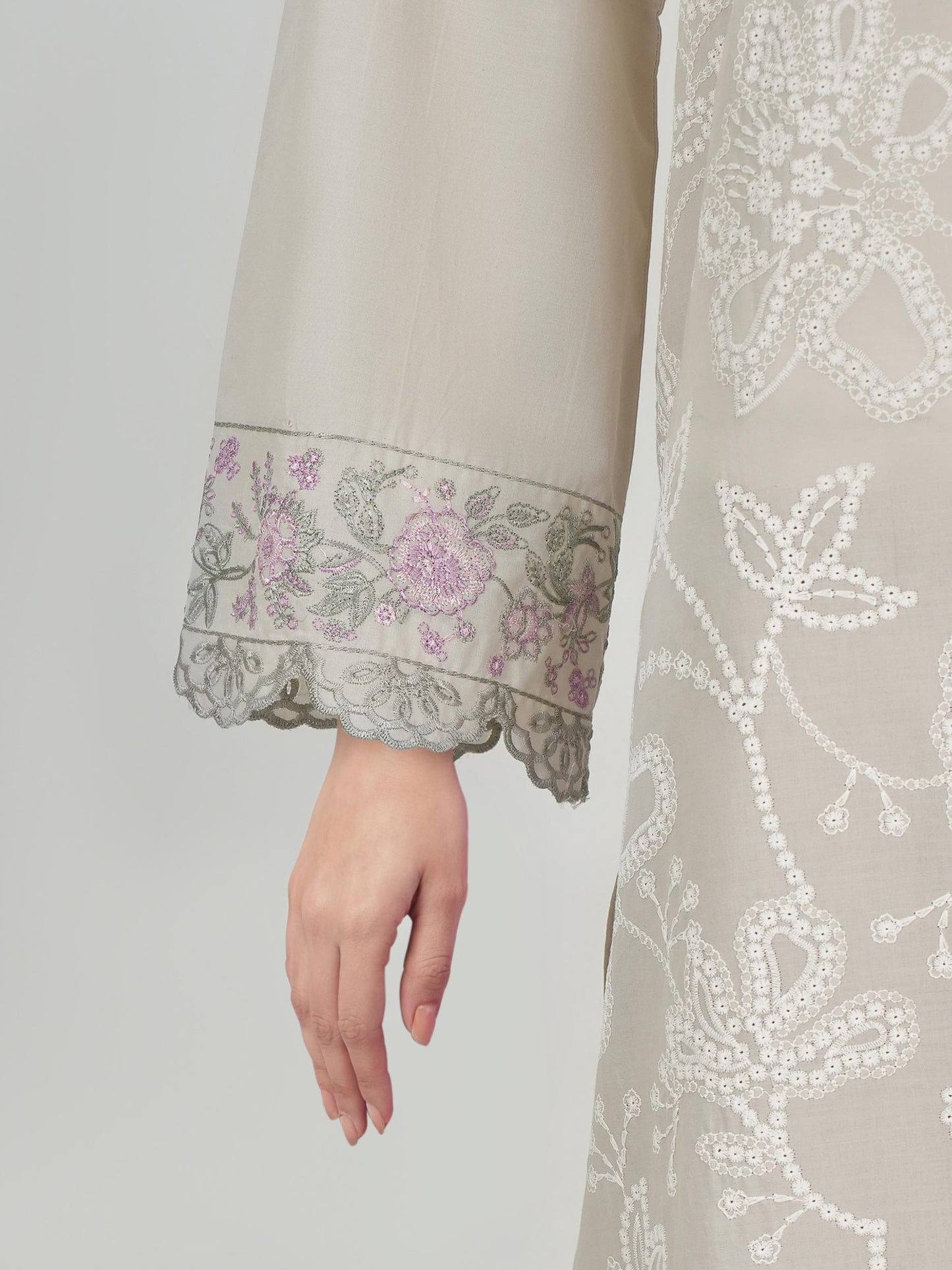 3 Piece Lawn Suit- Embroidered (Unstitched)