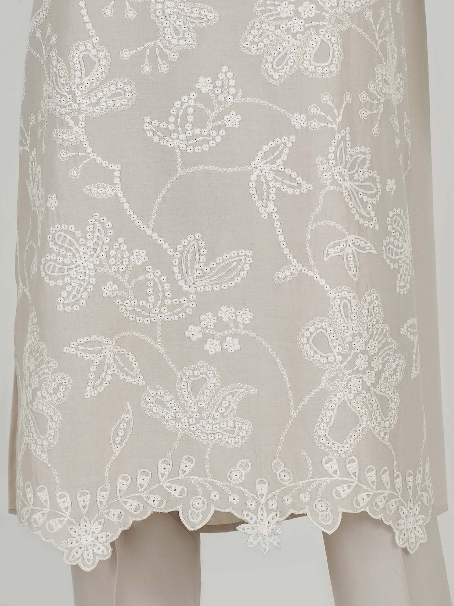 3 Piece Lawn Suit- Embroidered (Unstitched)
