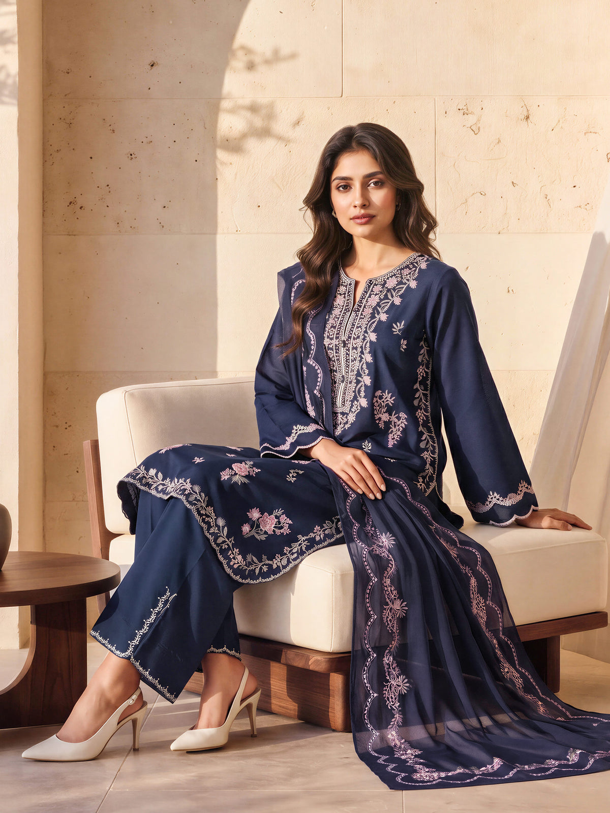 3 Piece Khaddar Suit- Embroidered (Unstitched)