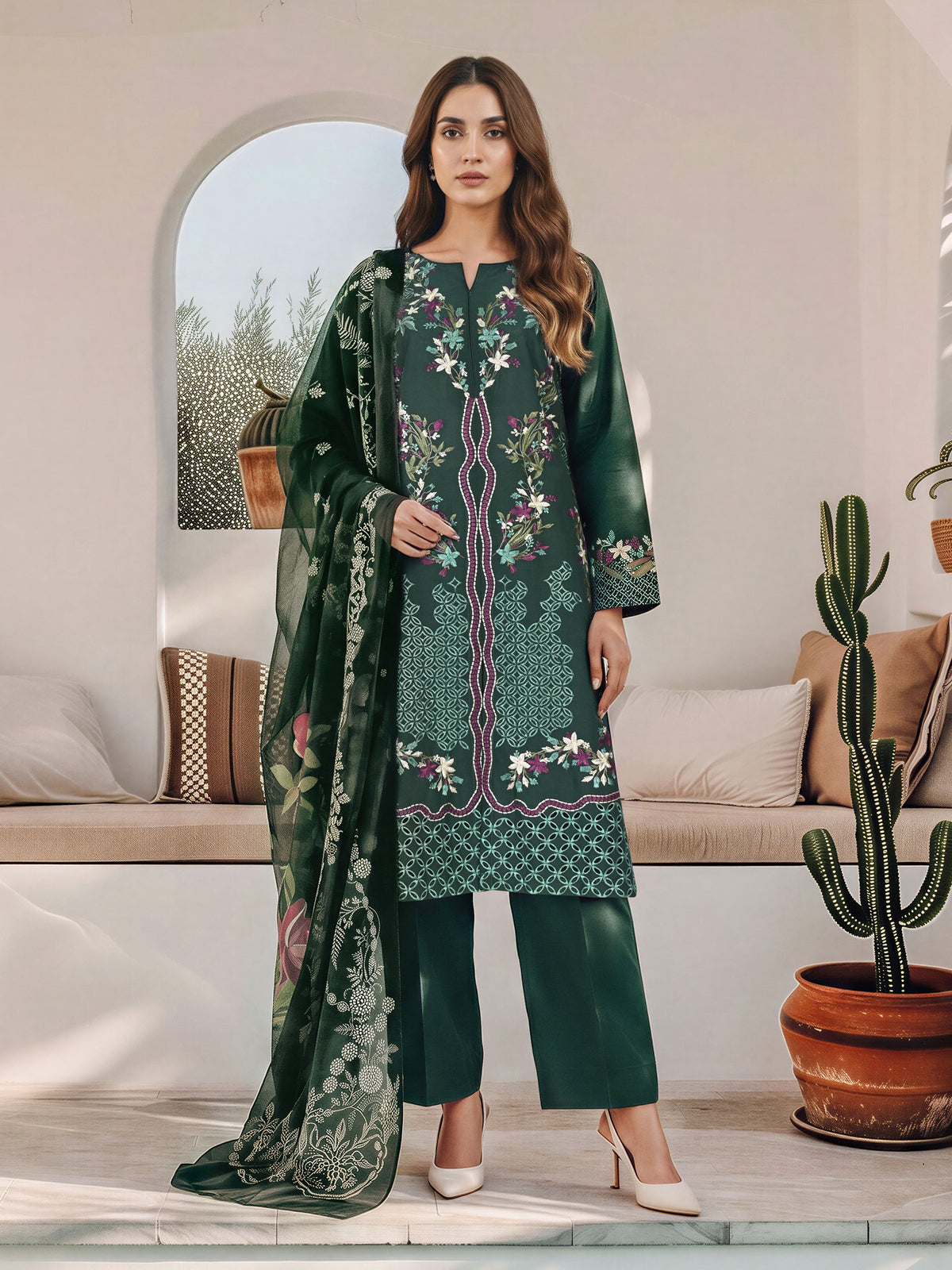 3 Piece Khaddar Suit- Embroidered (Unstitched)