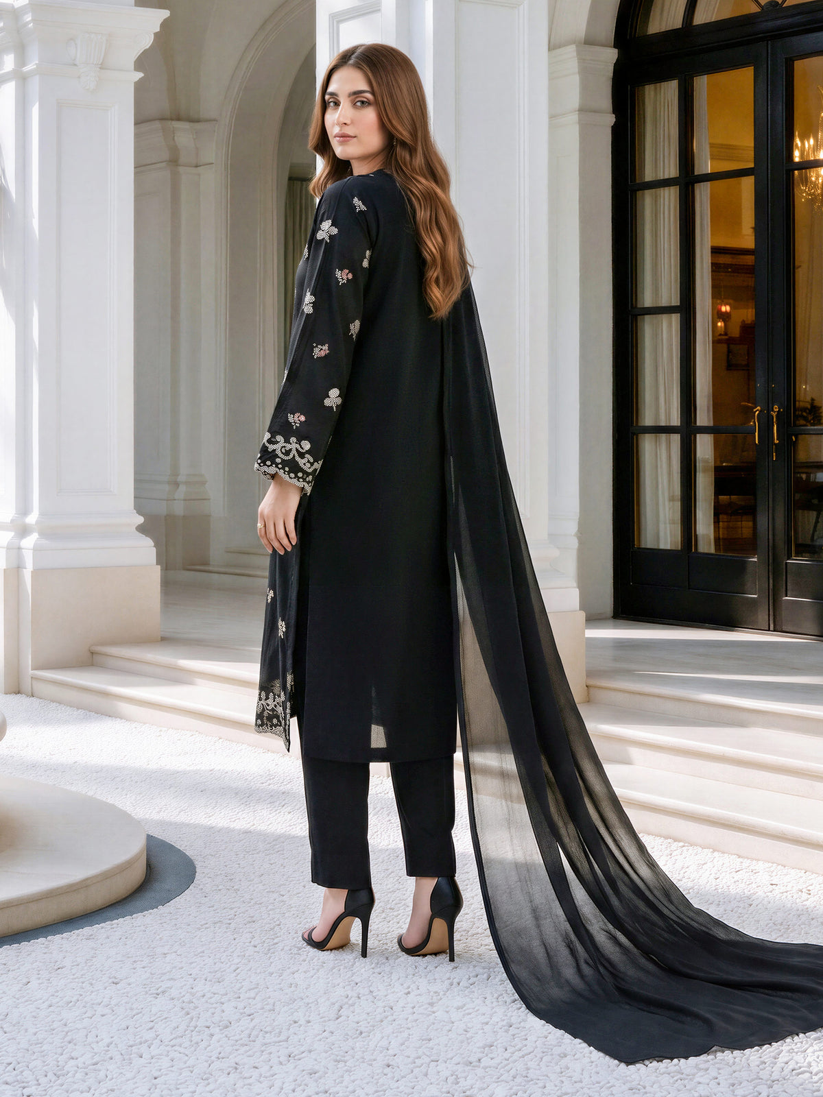 3 Piece Khaddar Suit- Embroidered (Unstitched)
