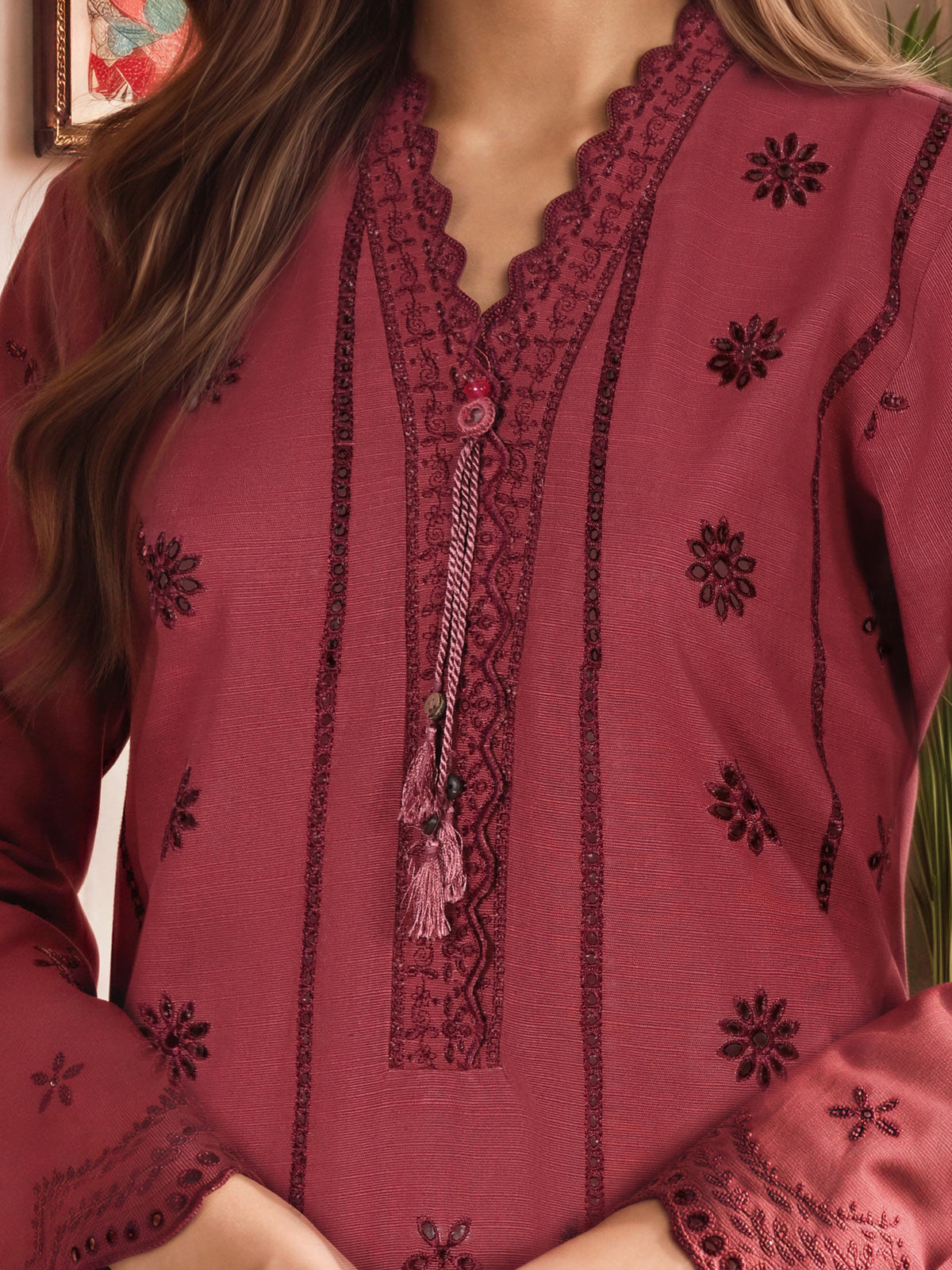3 Piece Slub Khaddar Suit- Embroidered (Unstitched)