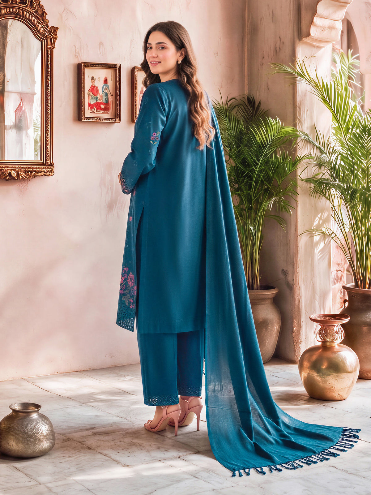 3 Piece Blended Khaddar Suit- Embroidered (Unstitched)