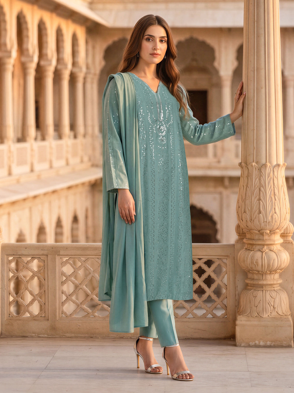 3 Piece Blended Khaddar Suit- Embroidered (Unstitched)