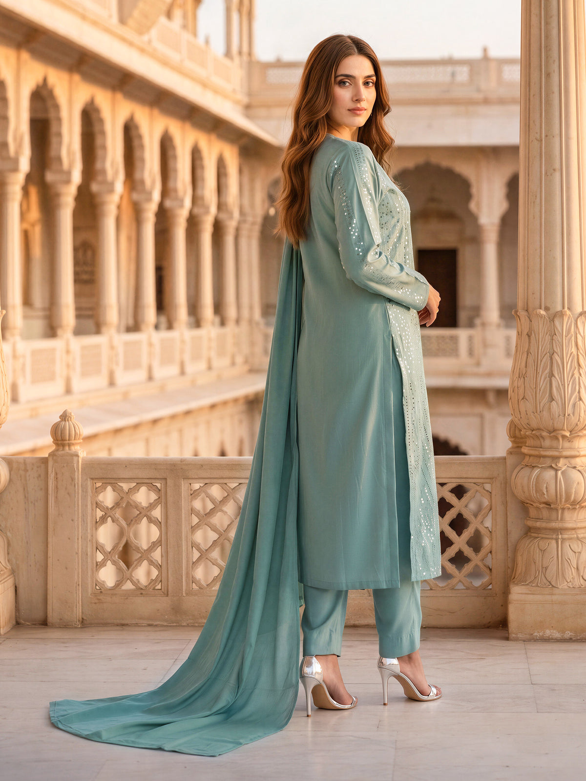 3 Piece Blended Khaddar Suit- Embroidered (Unstitched)