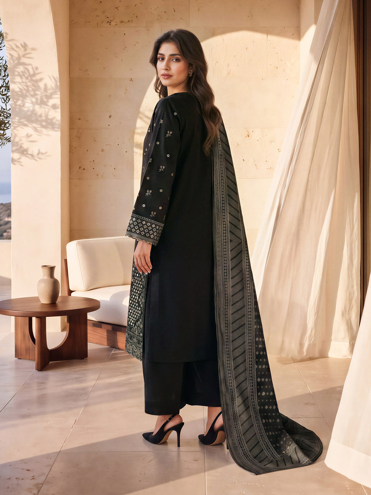 3 Piece Khaddar Suit- Embroidered (Unstitched)