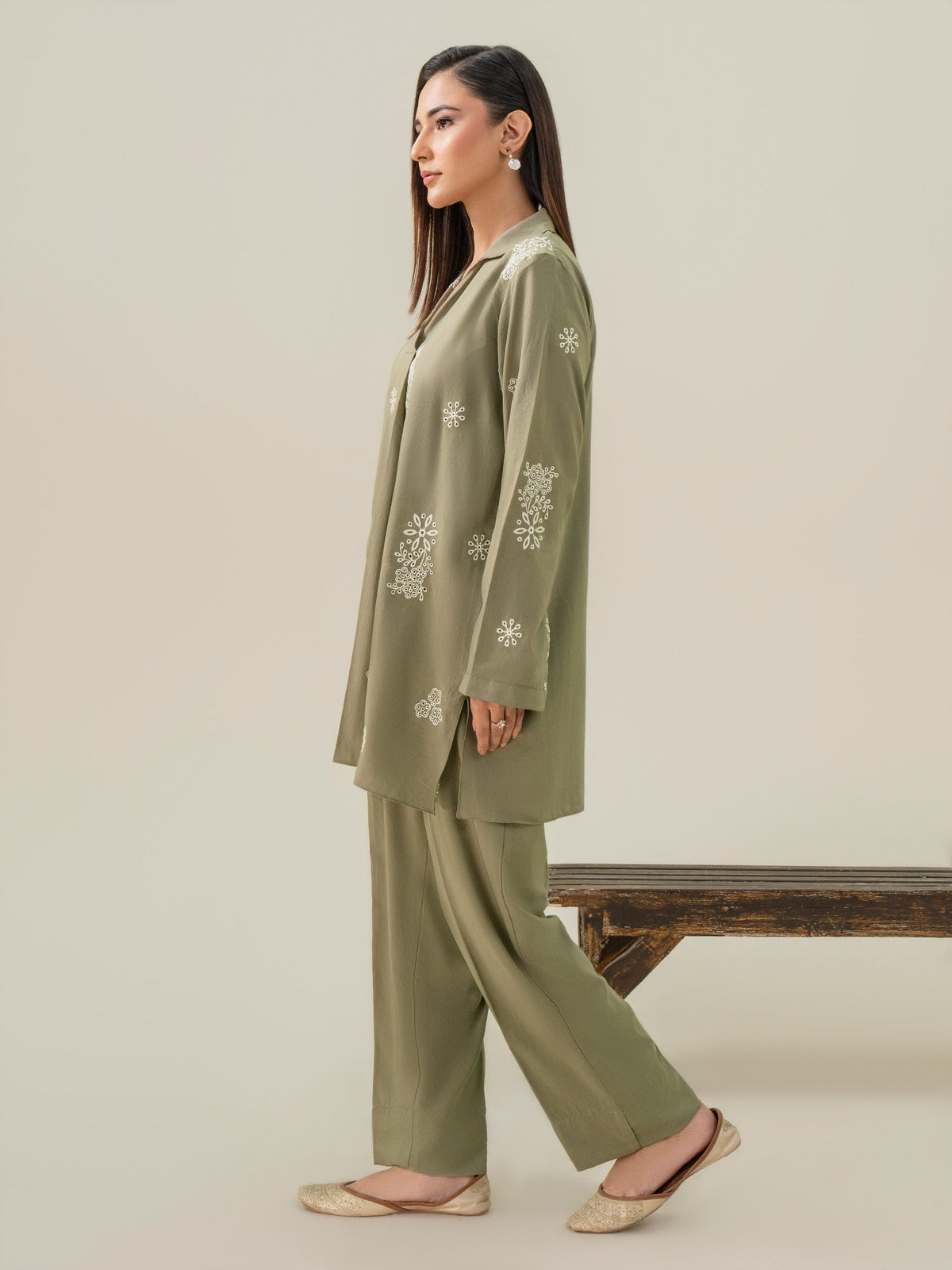 Linen Co-Ord Set-Embroidered (Pret)
