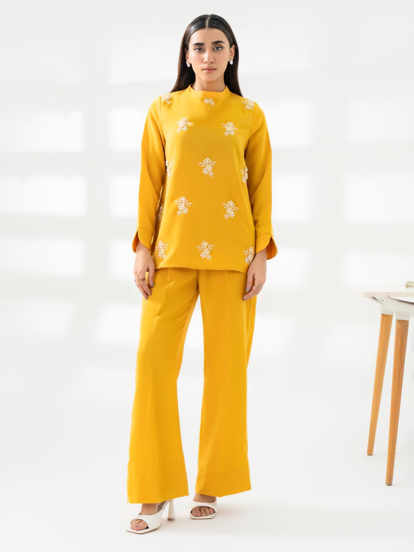 Grip Co-ord Set - Embroidered (Pret)