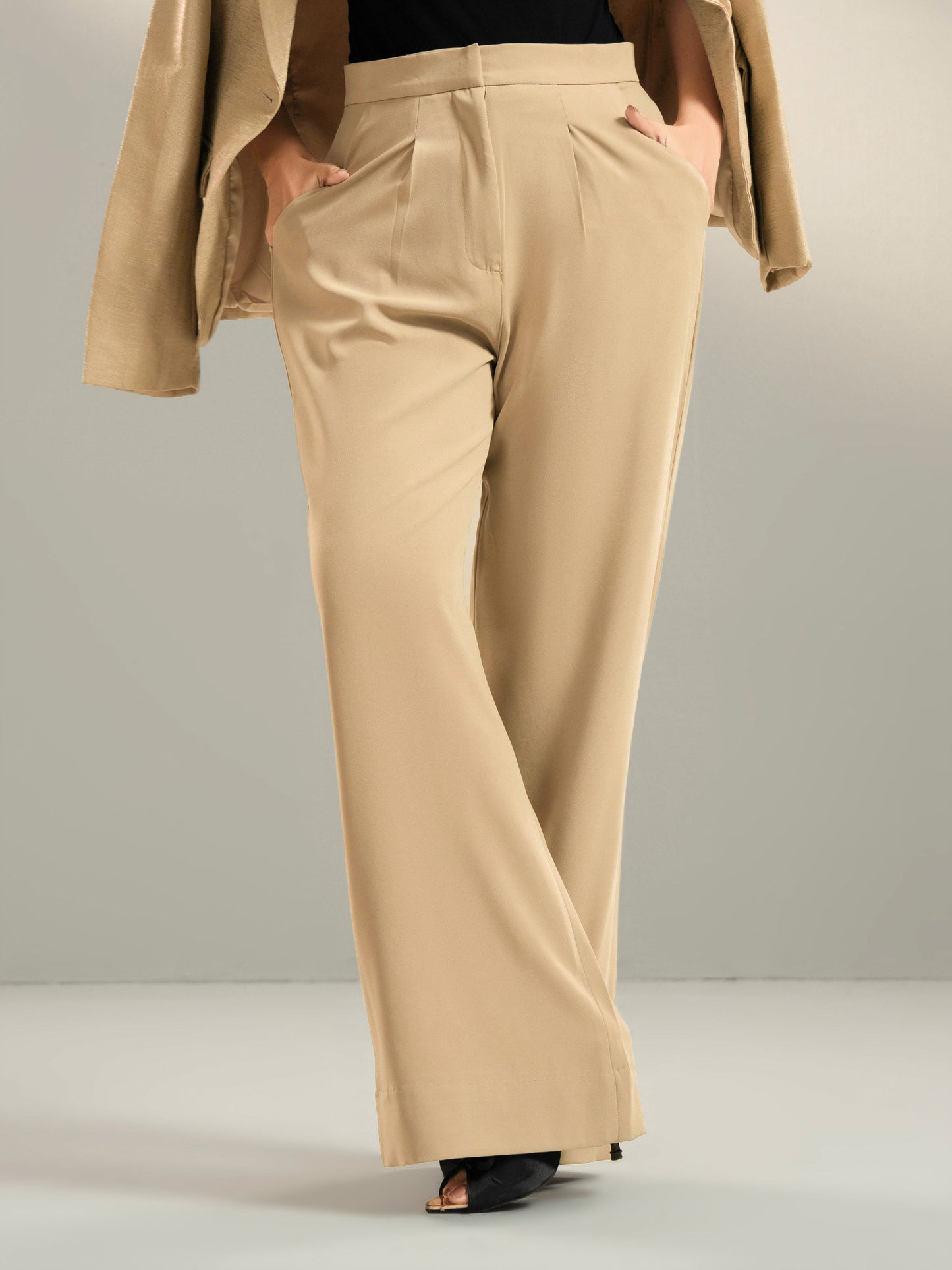 Sheen Grip Pants