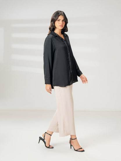 Embroidered Grip Top