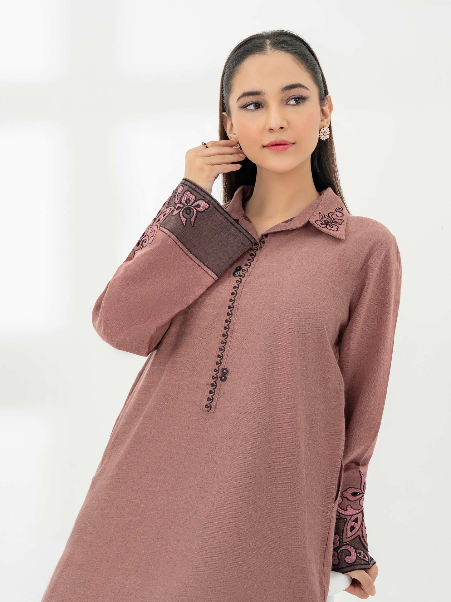 2 Piece Yarn Dyed Suit-Embroidered (Pret)