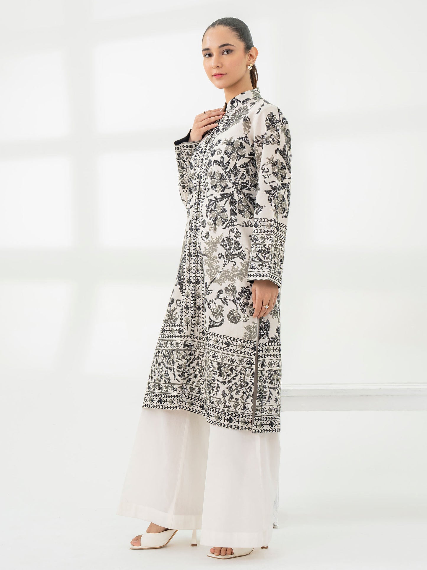 Khaddar Shirt-Printed (Pret)