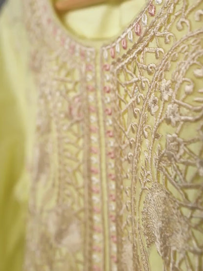 3 Piece Lawn Suit- Embroidered (Unstitched)