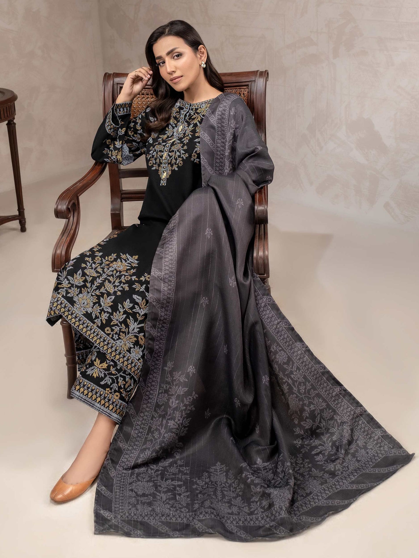 3 Piece Khaddar Suit-Paste Print (Unstitched)