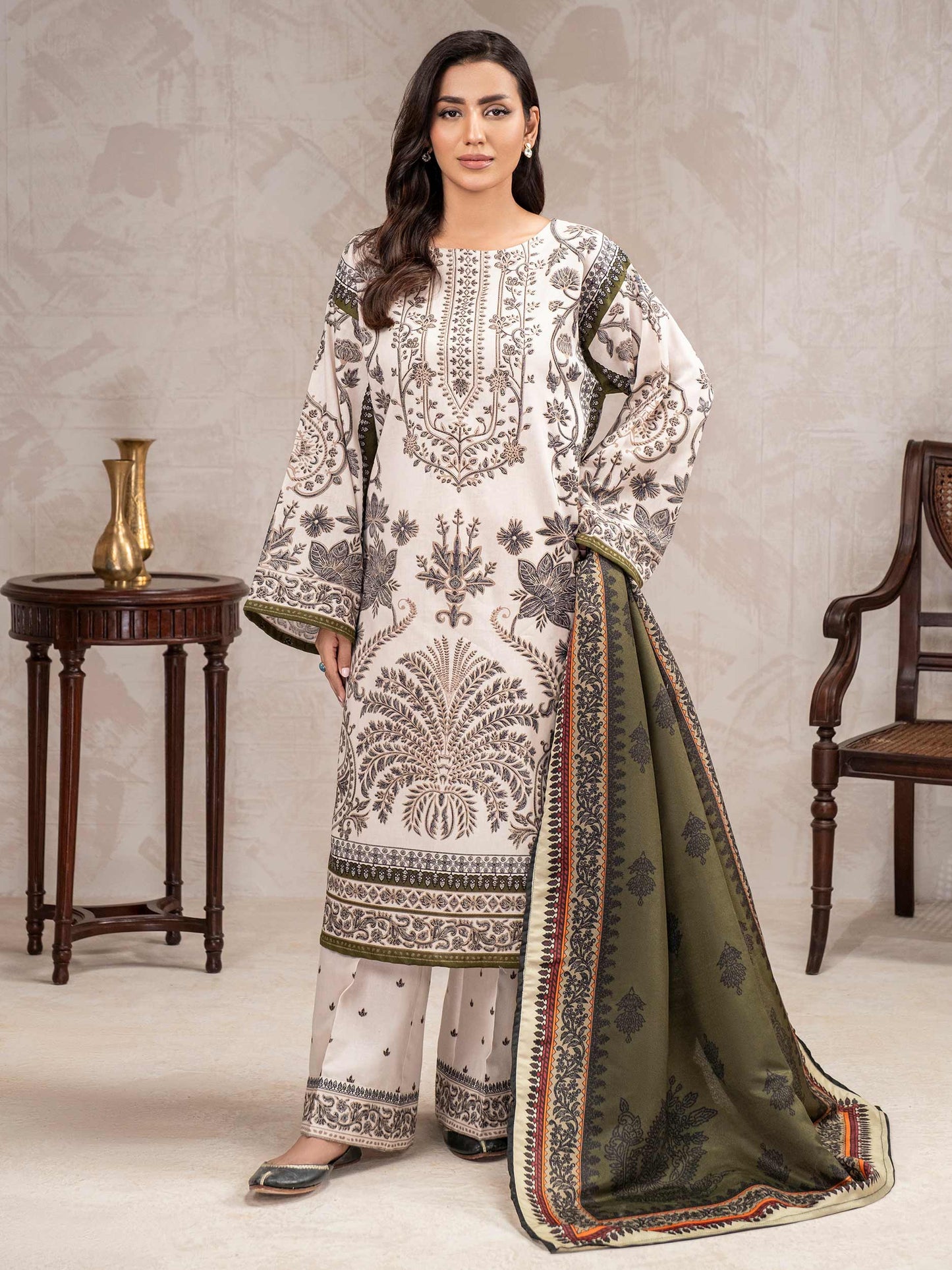 3 Piece Khaddar Suit-Printed (Unstitched)