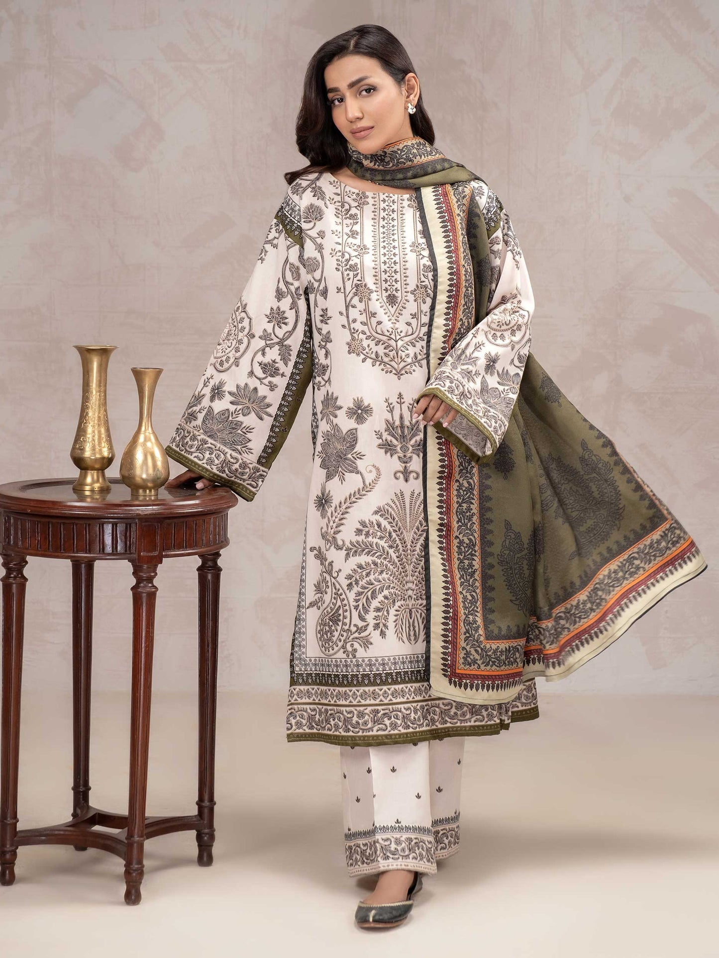 3 Piece Khaddar Suit-Printed (Unstitched)