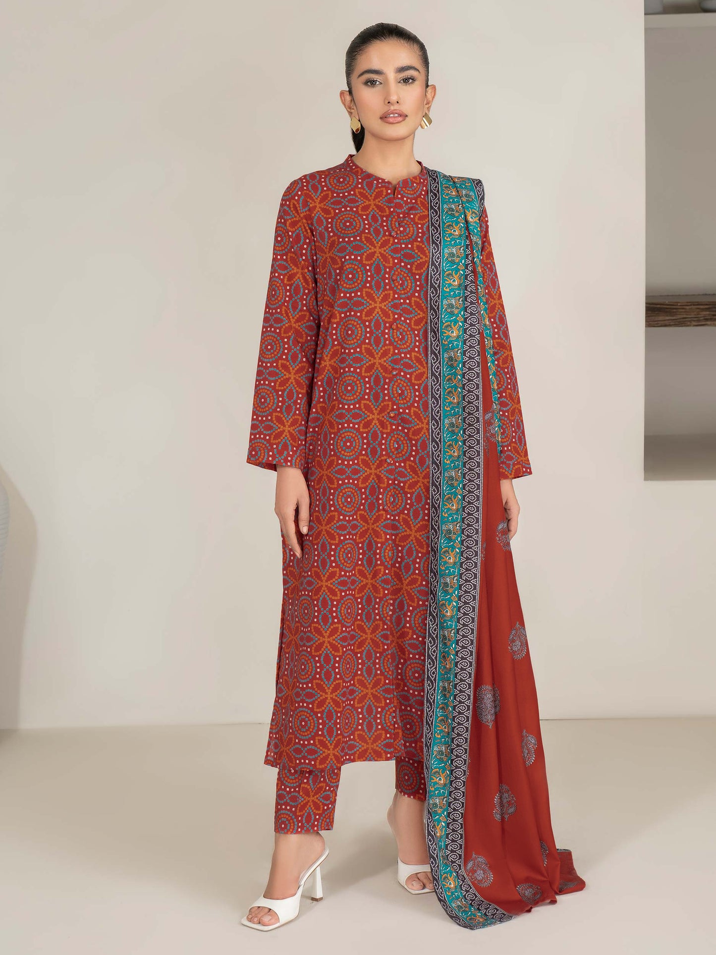 3 Piece Khaddar Suit-Printed (Unstitched)