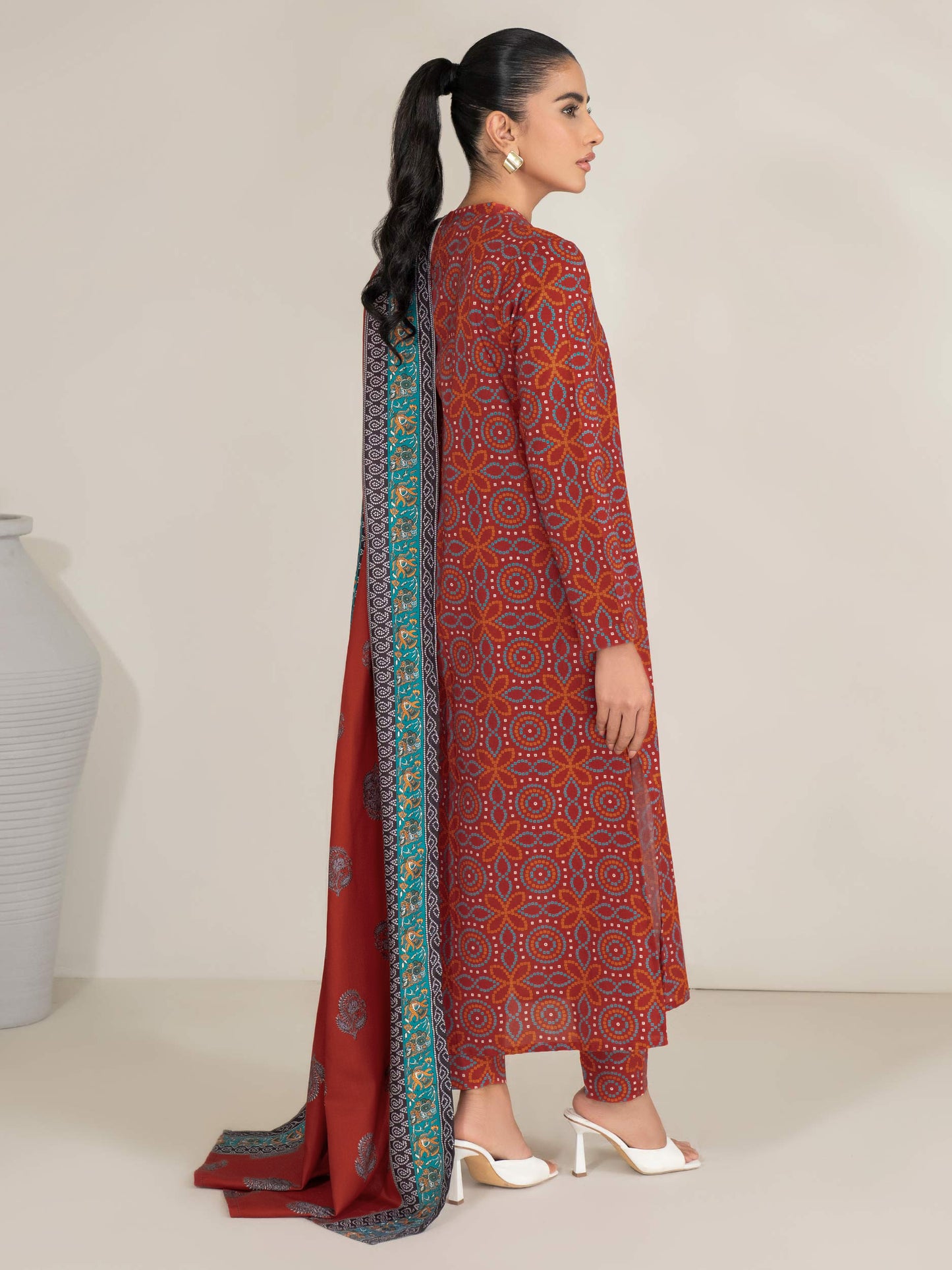3 Piece Khaddar Suit-Printed (Unstitched)