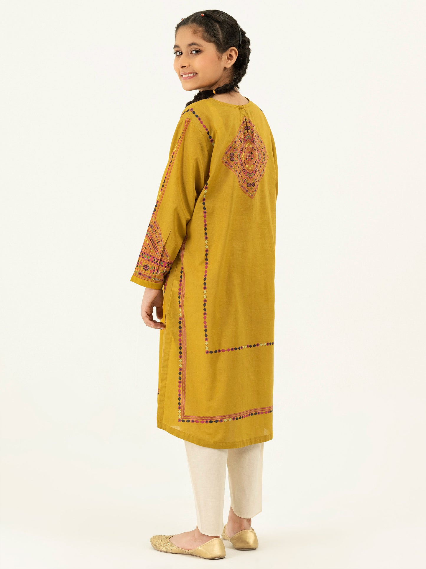Lawn Shirt-Embroidered (Pret)