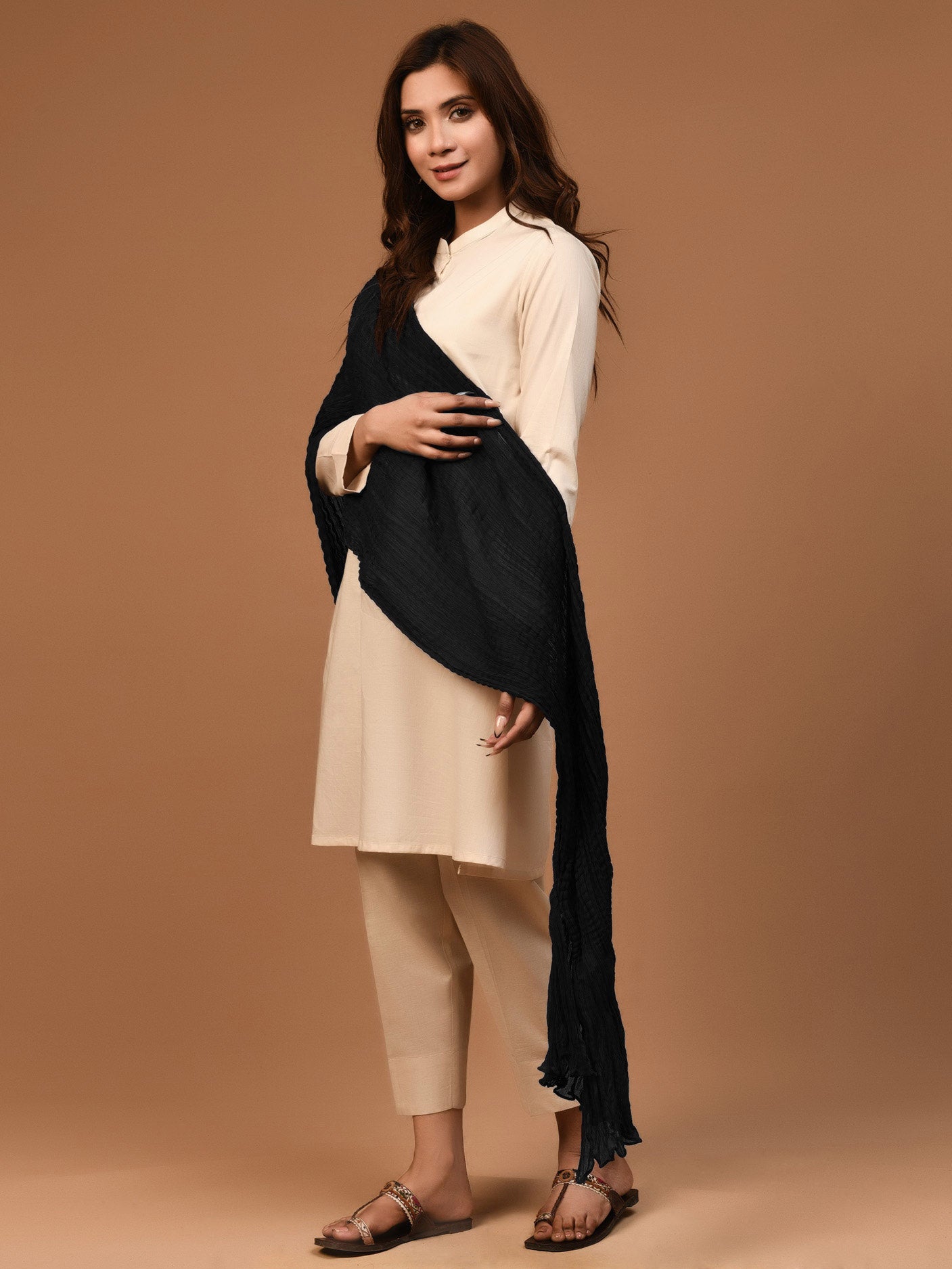 Crushed Dupatta - Black