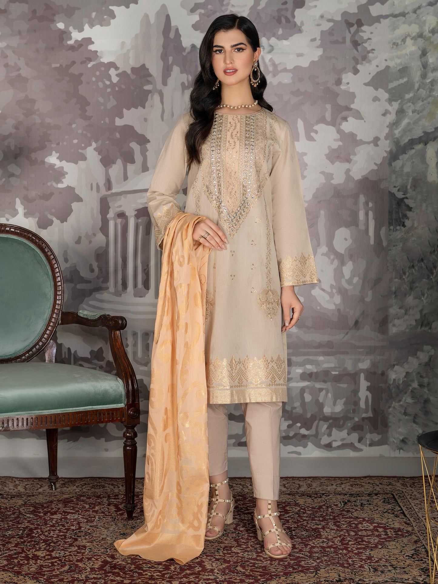 3 Piece Embroidered Jacquard Suit