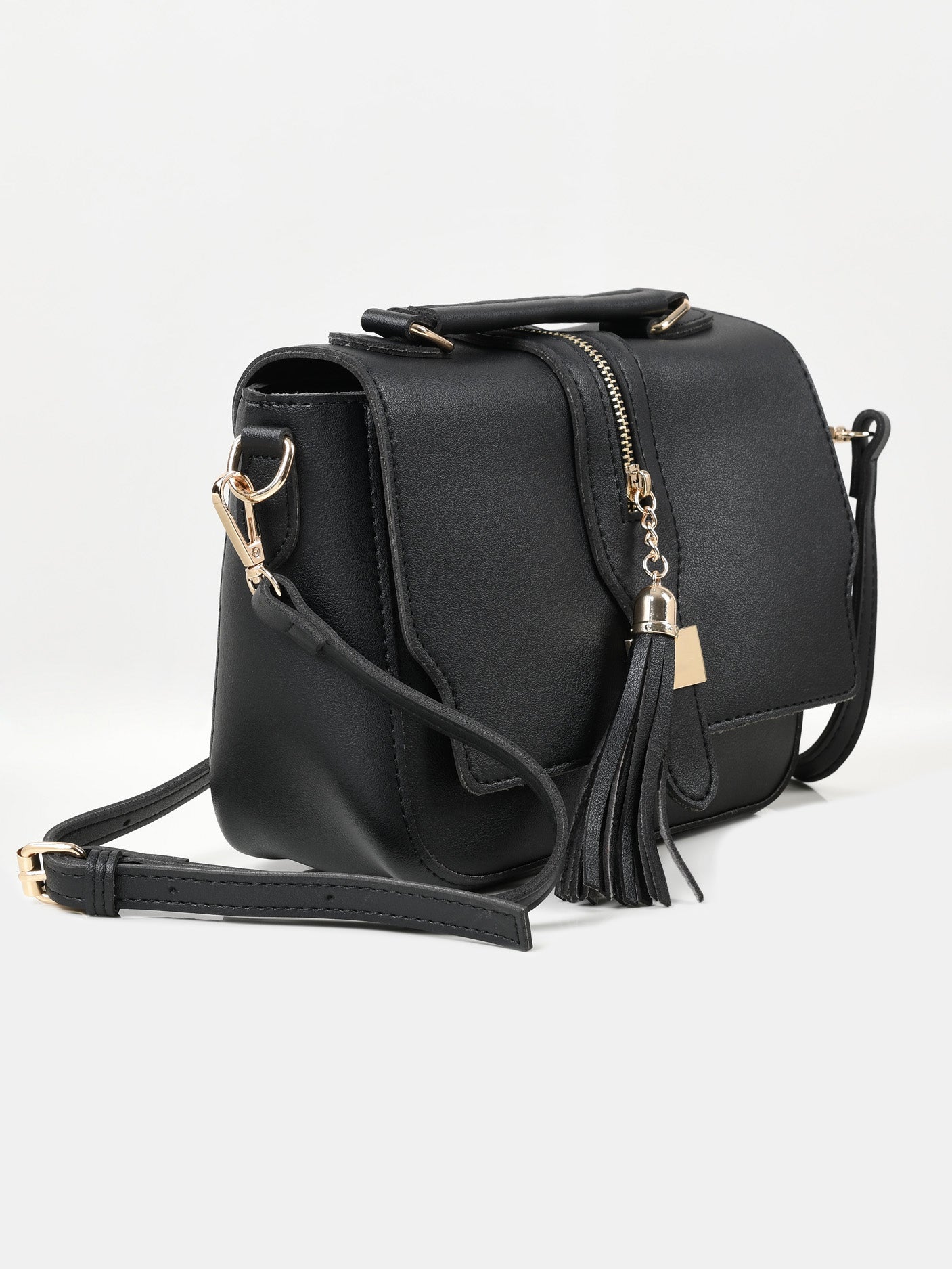 Chained Tassel Handbag – Limelightpk
