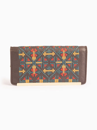 cross-stitch-embroidered-wallet