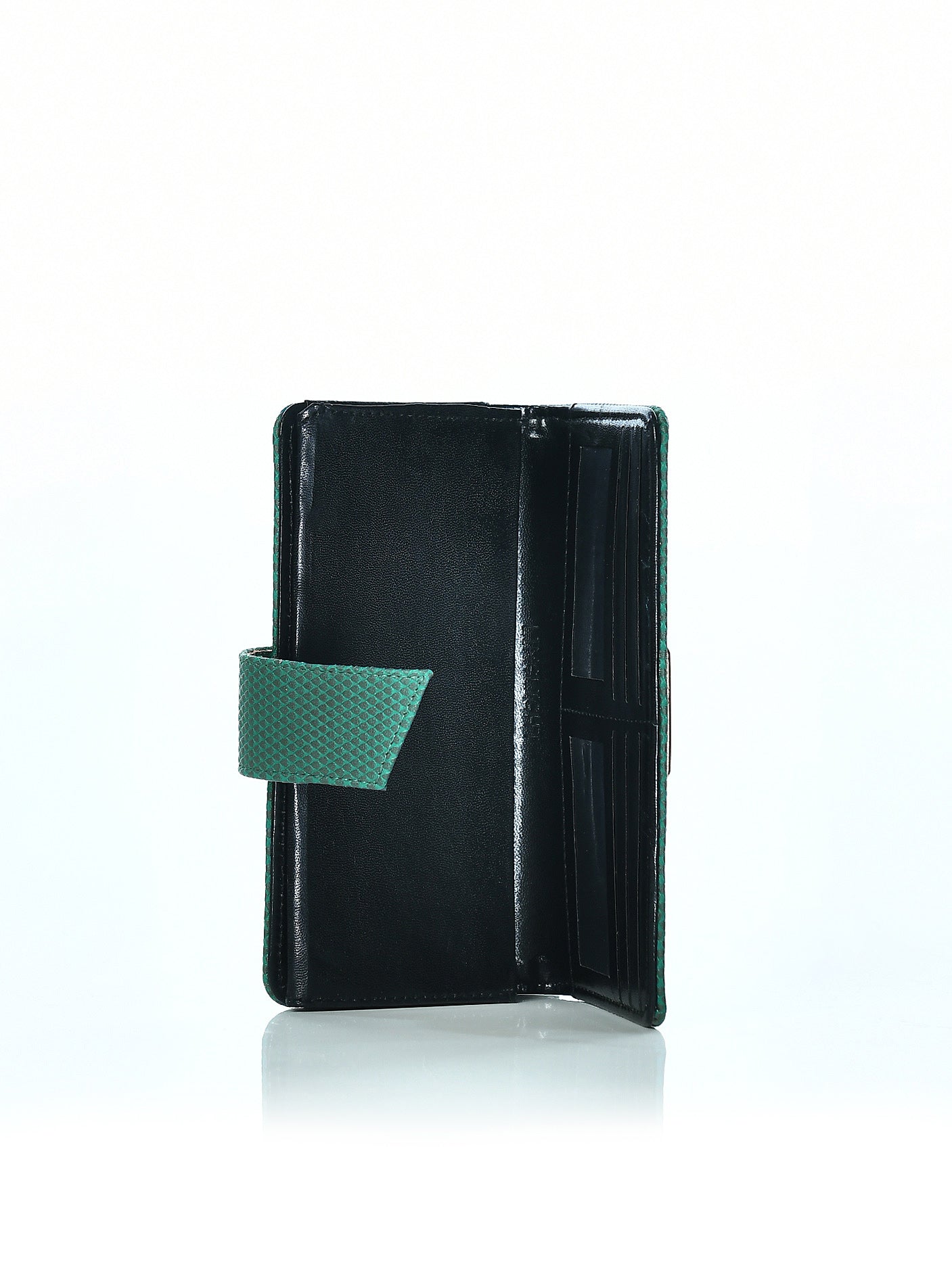 Textured wallet
