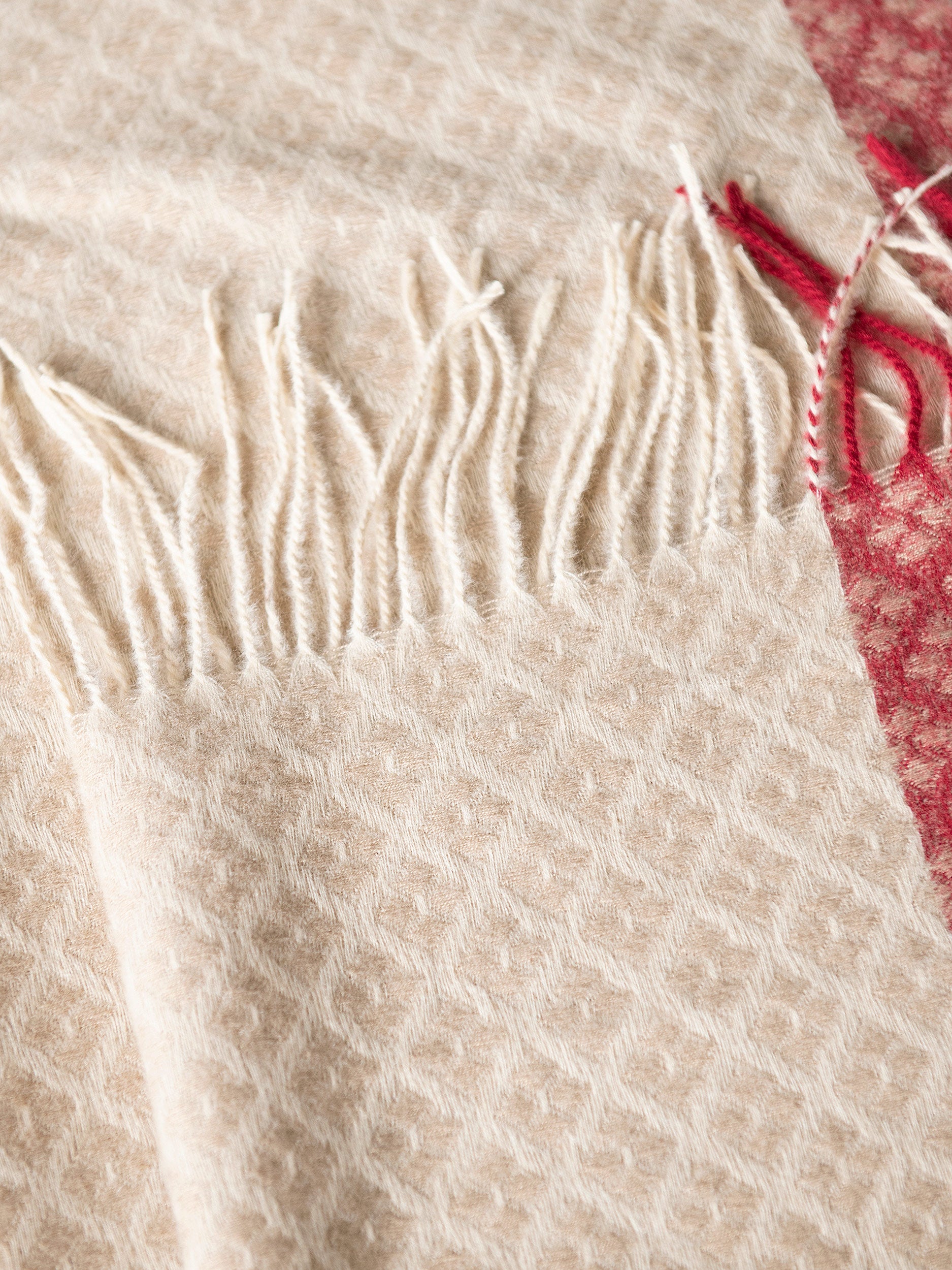 double-tone-woolen-shawl
