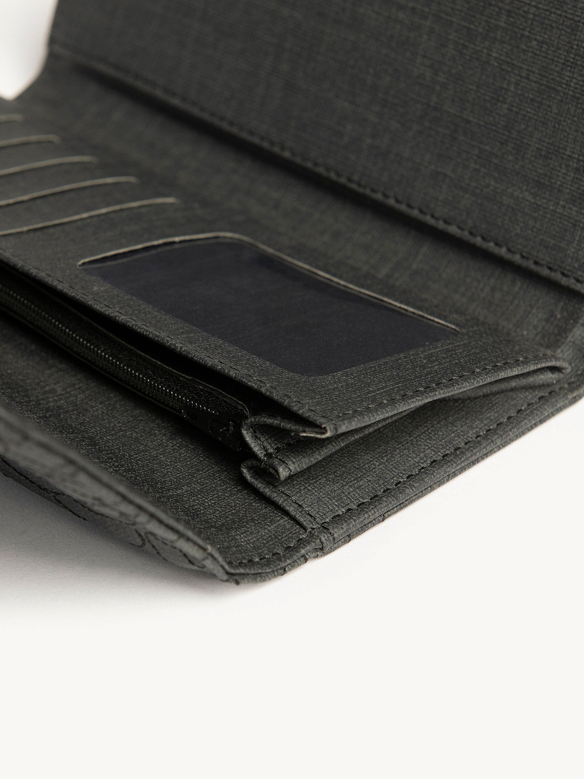trifold-wallet