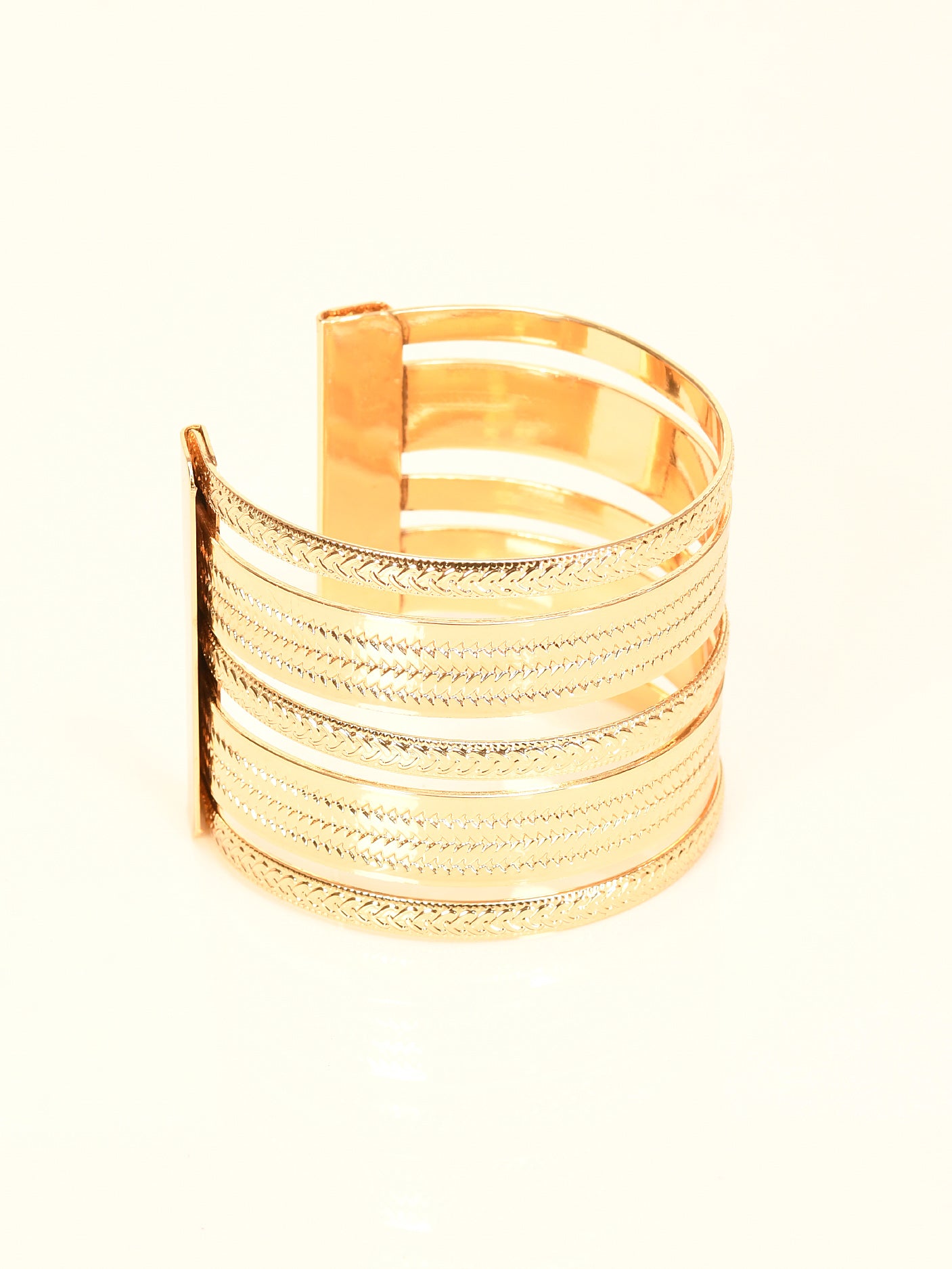 Connected Bangle – Limelightpk