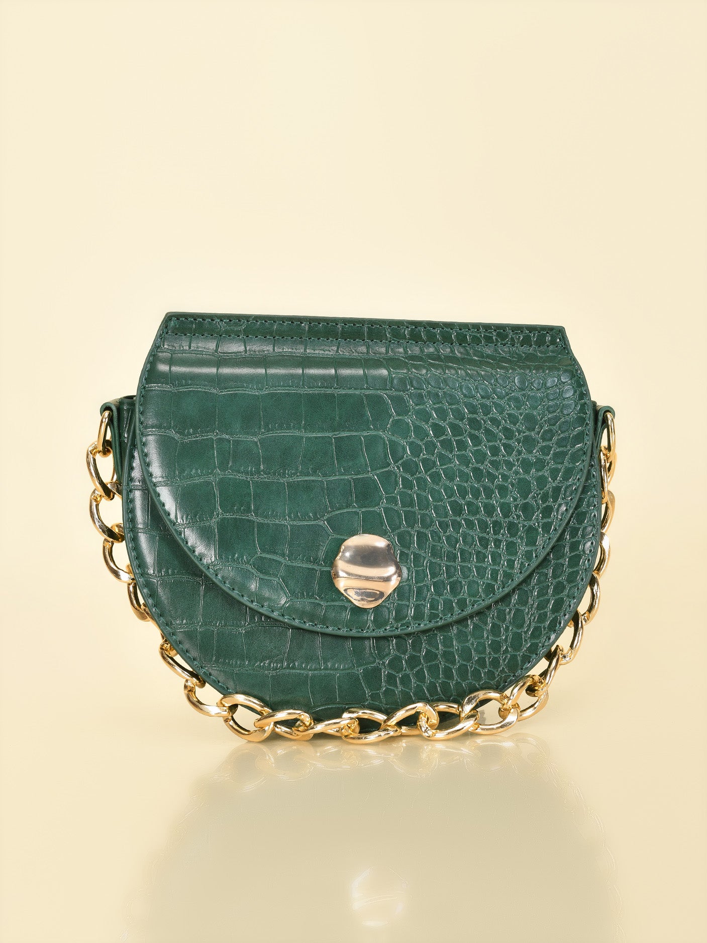 chunky-gold-chain-handbag