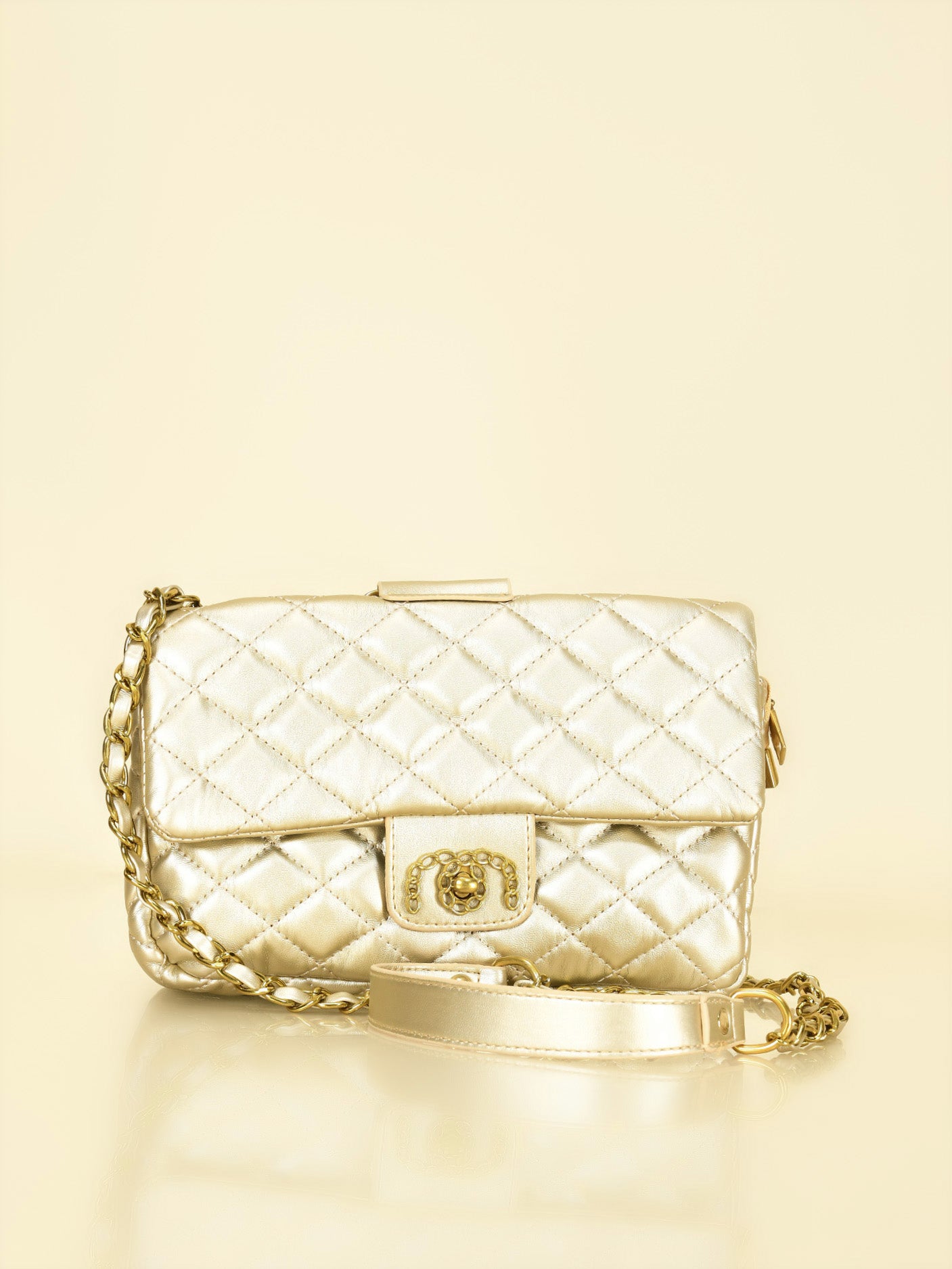 Ring Handle Quilted Handbag