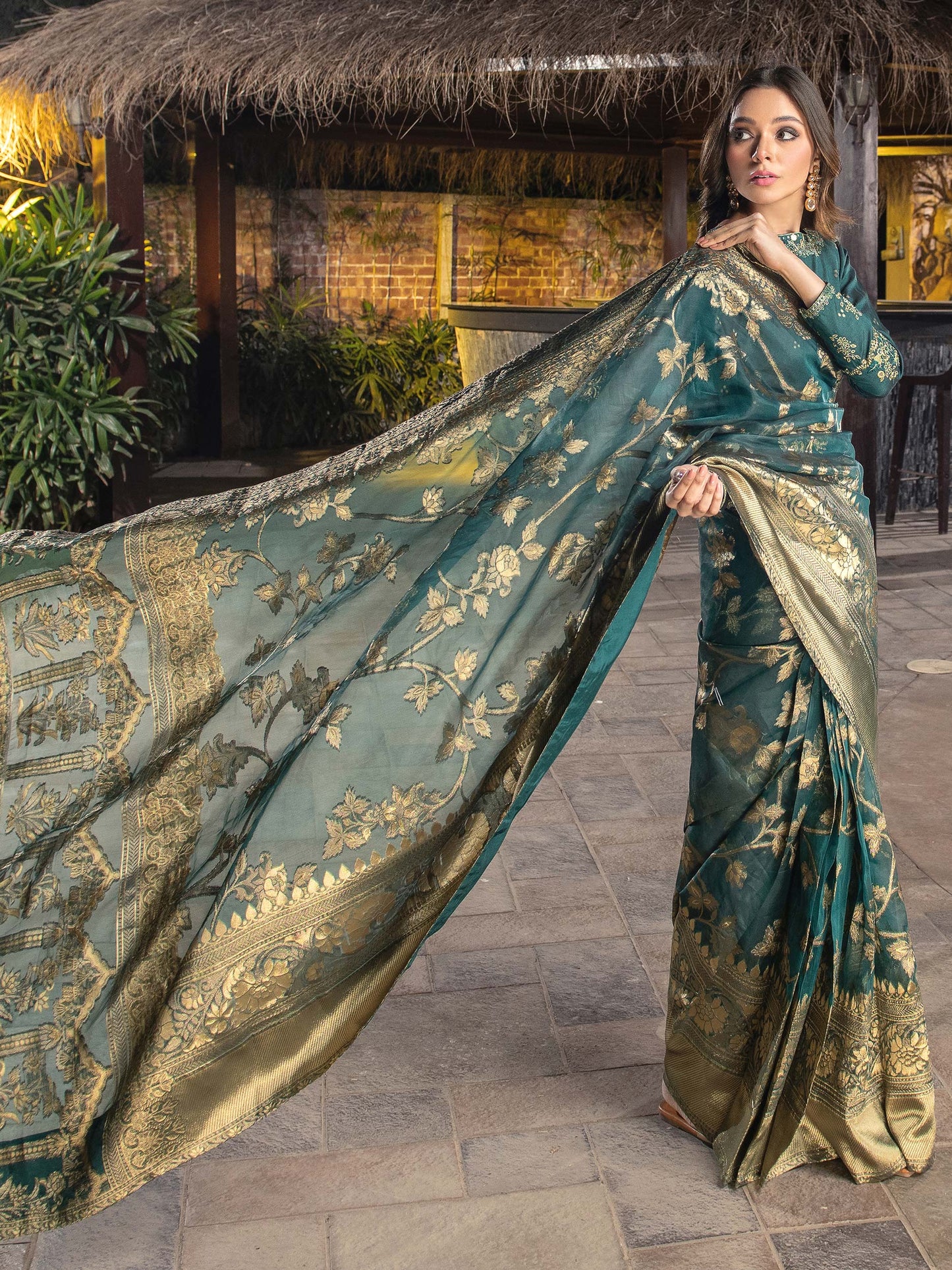 2 Piece Yarn Dyed Saree-Embroidered (Unstitched)
