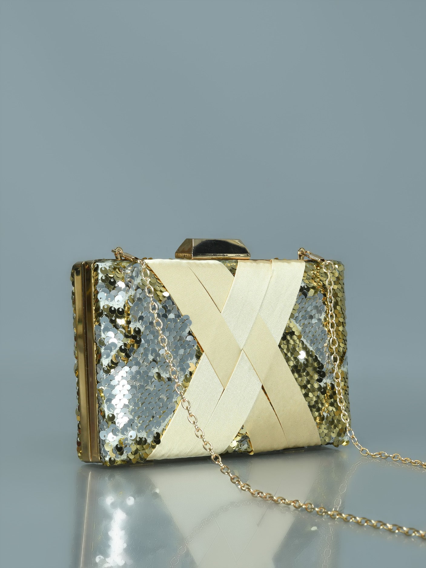 two-toned-sequin-clutch