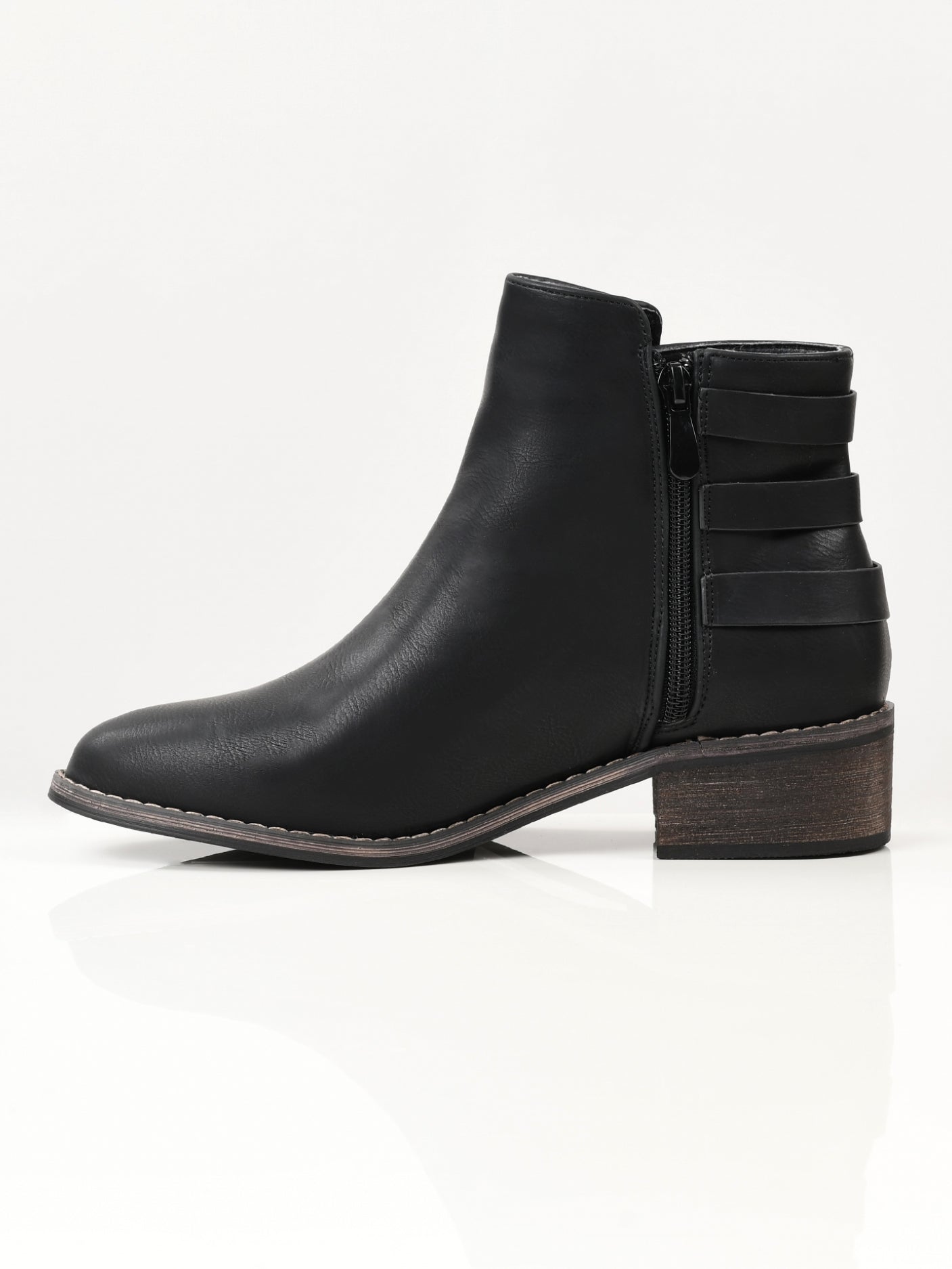Strapped Boots - Black