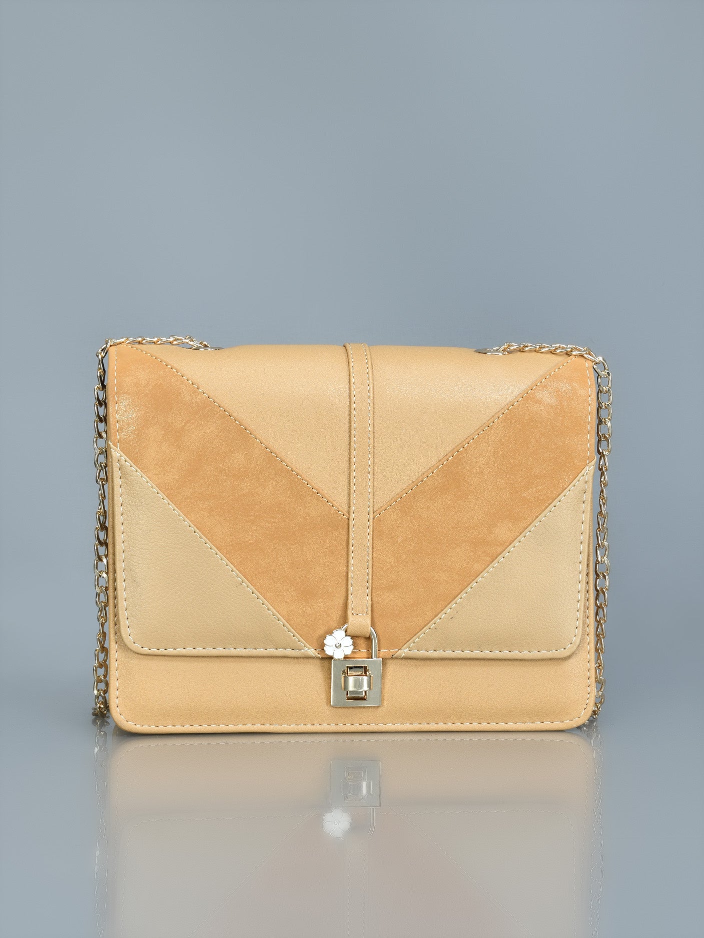 lock-detail-handbag
