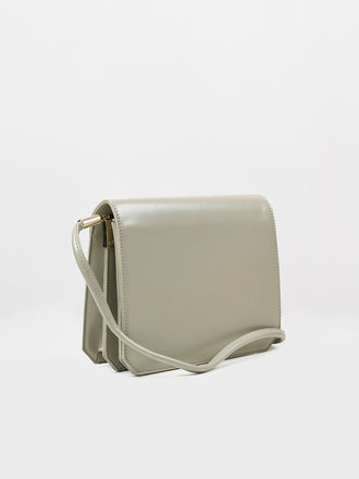 basic-plain-handbag