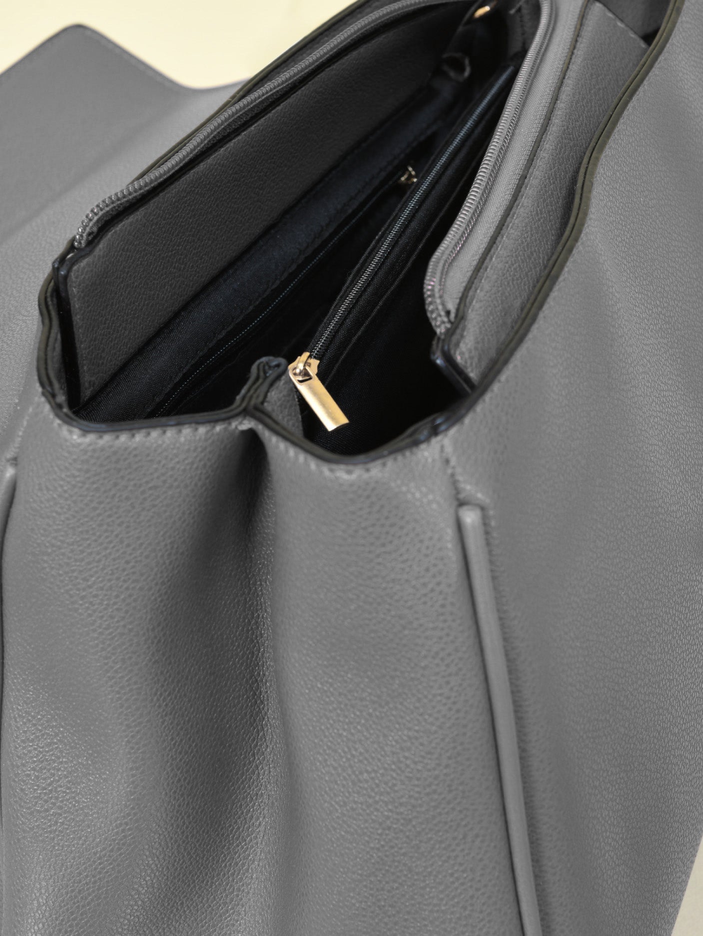 classic-top-handle-bag