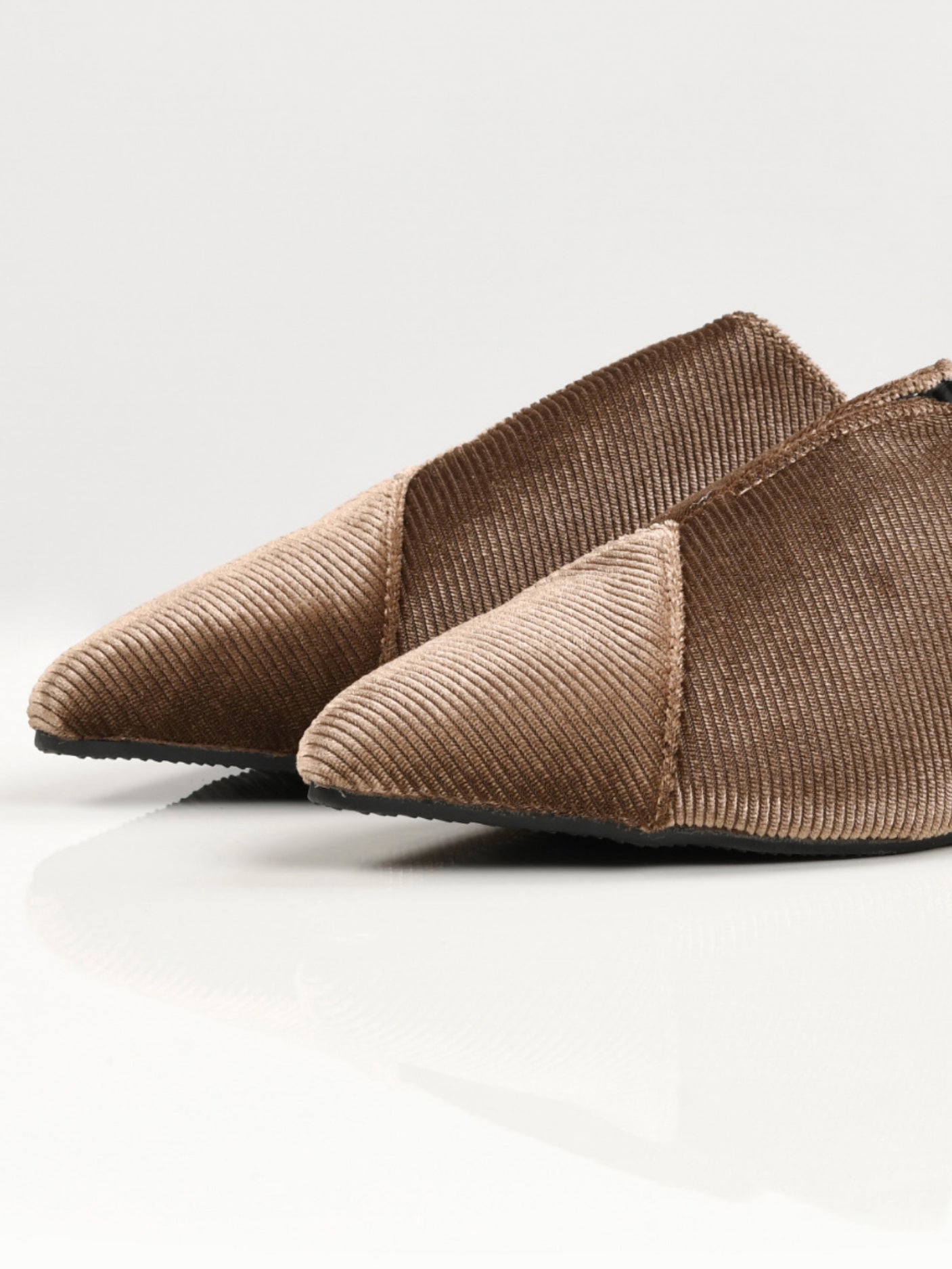 Stripe Textured Shoes - Brown