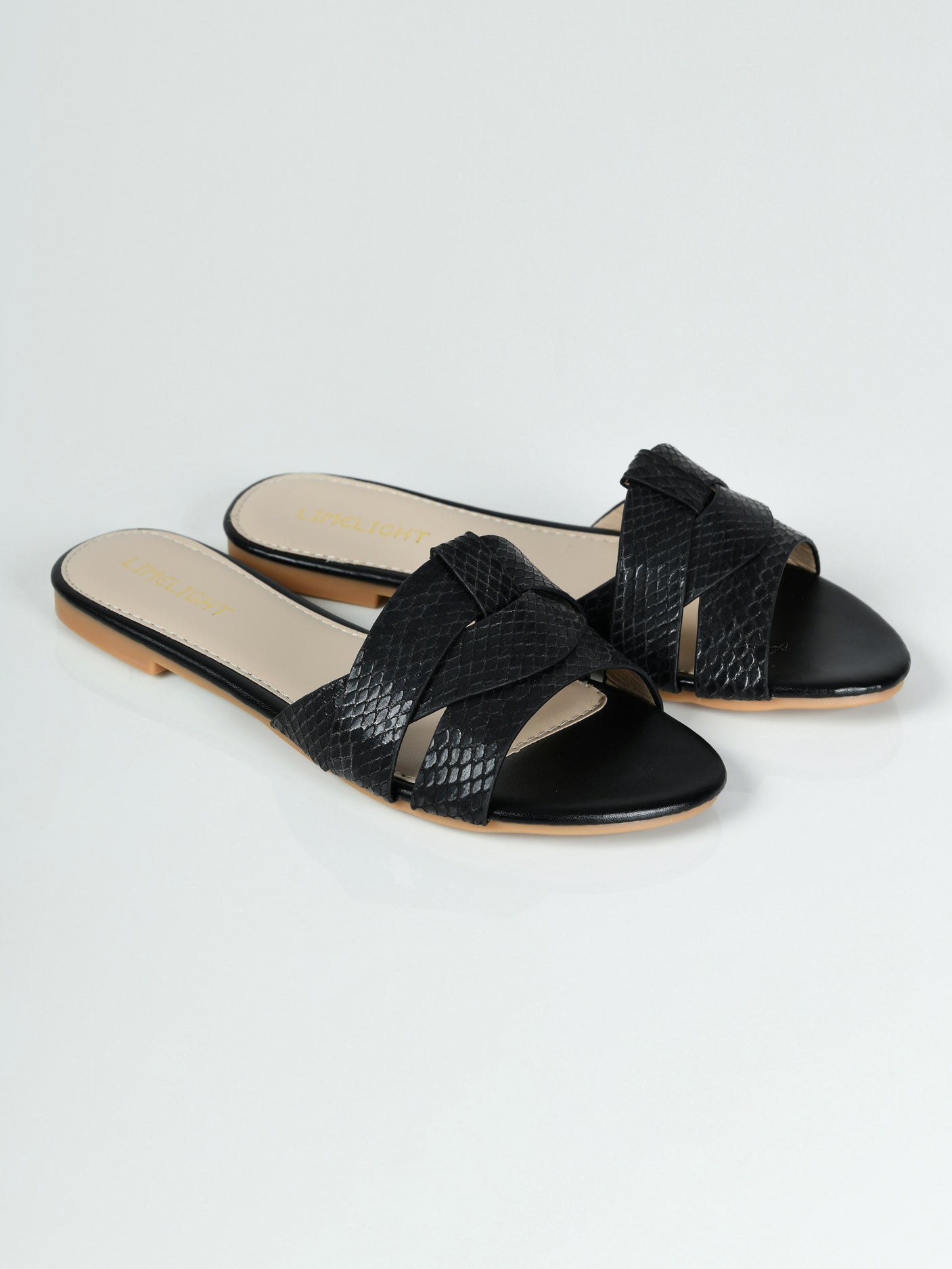 Textured Flat Sandals - Black
