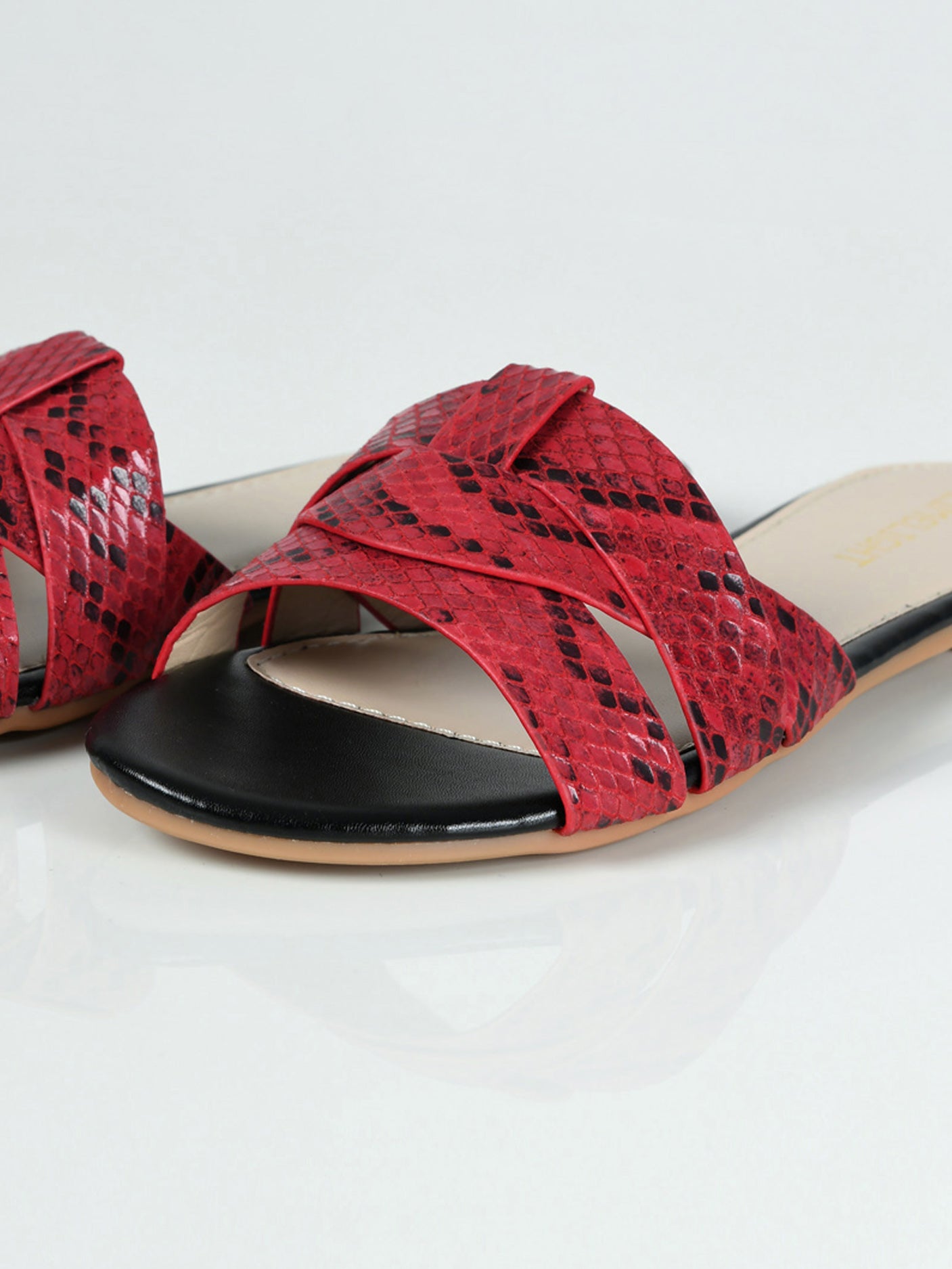 Textured Flat Sandals - Red