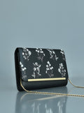 floral-embroidered-clutch