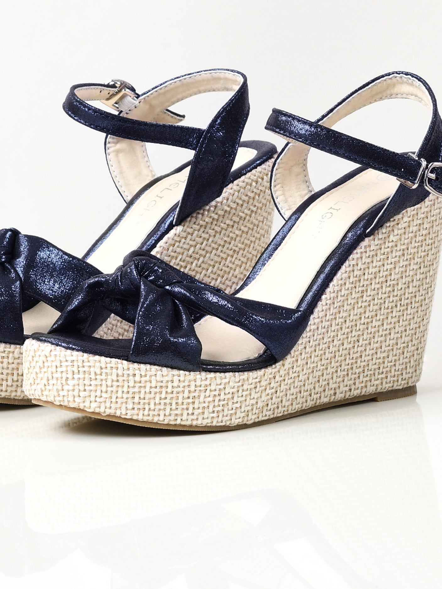 Shiny Knotted Wedges - Blue