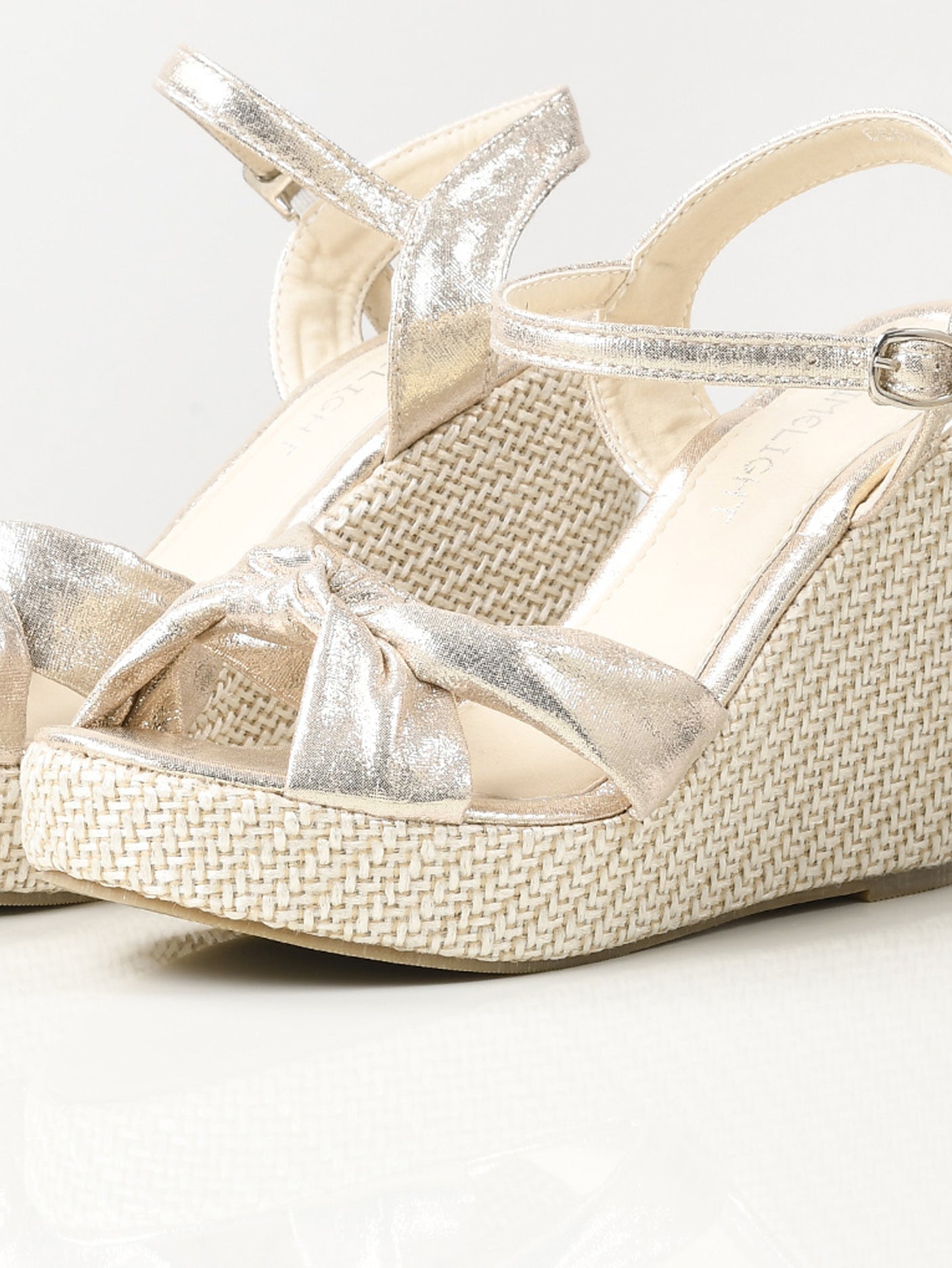 Shiny Knotted Wedges - Gold