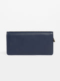 textured-zipper-wallet
