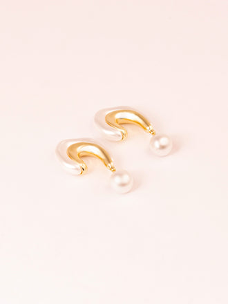 pearl-drop-earrings