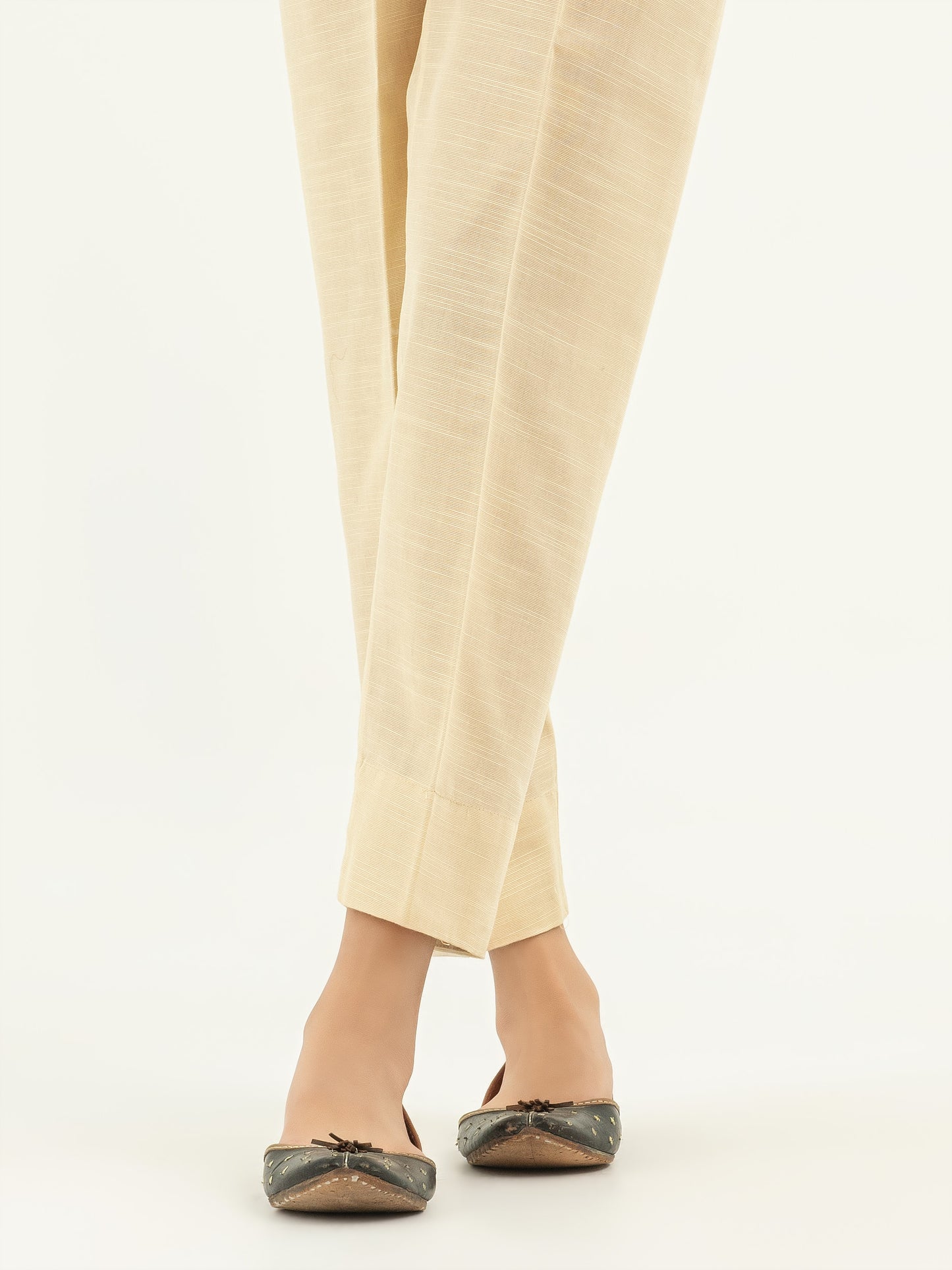 Dyed Khaddar Trousers(Pret)