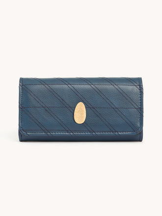 metallic-brooch-wallet