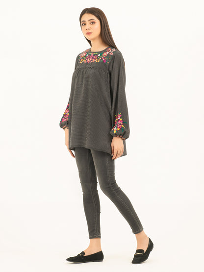 Poplin Kurti-Embroidered (Pret)
